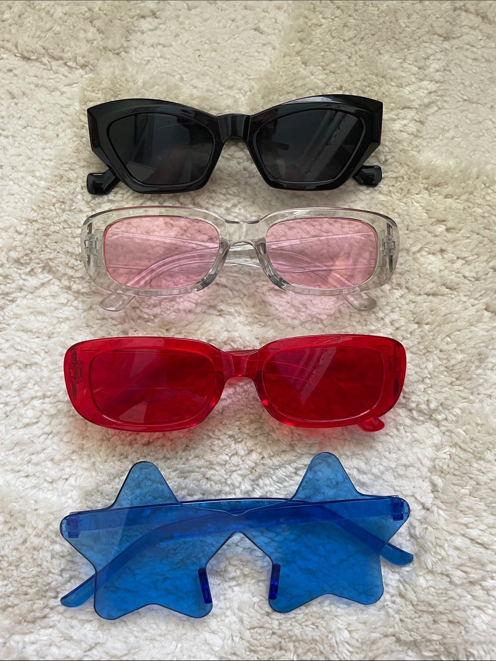 Bundle of party sunglasses
